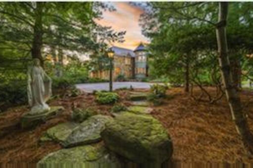 Holiday home Stone Gables Estate - Klein Mansion Elizabethtown
